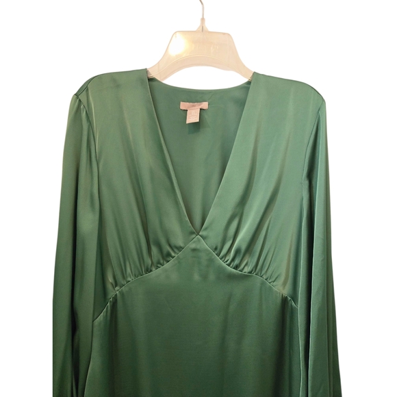 H&M Short Babydoll Mini Dress V Neck Long Sleeves Size Large Green - Picture 5 of 12